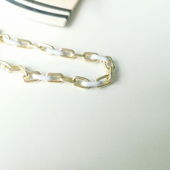 Kendra Scott Bailey Gold White Mix Chain Bracelet - Picture 3 of 4